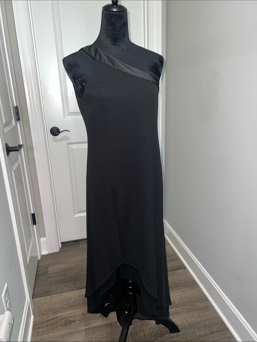 White House Black Market Black One-Shoulder Layered Hem Dress